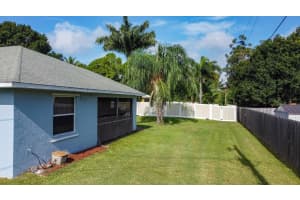 359 SW Duxbury Avenue, Port Saint Lucie, FL 34983 - MLS#R11122875