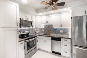 10 Farnham A 10, Deerfield Beach, FL 33442 Sold 11/07/25