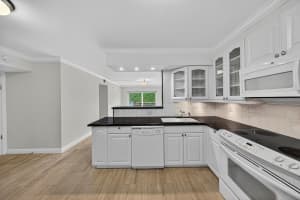 3220 Bayview Drive 115, Fort Lauderdale, FL 33306 Sold 10/17/25