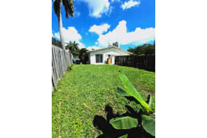646 NE 2nd Place, Dania Beach, FL 33004 Sold 12/30/25