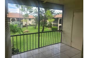 317 Knotty Pine Circle, Greenacres, FL 33463 - MLS#R11122932