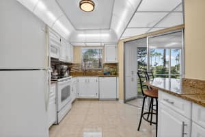 3810 Via Poinciana 206, Lake Worth, FL 33467 - MLS#R11122962
