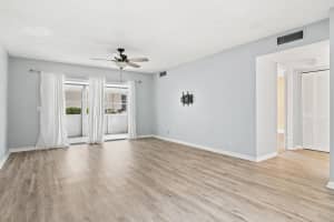 12001 Poinciana Boulevard 102, Royal Palm Beach