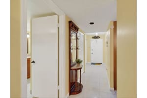 10155 Mangrove Drive 101, Boynton Beach, FL 33437 - MLS#R11123012