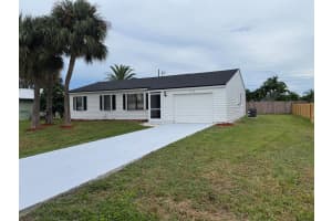 2790 Melaleuca Boulevard, Port Saint Lucie, FL 34952 - MLS#R11123030