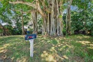 523 S M 1 Street 1, Lake Worth Beach, FL 33460 Sold 02/10/26