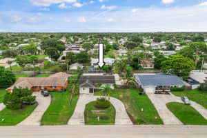 573 SE Floresta Drive, Port Saint Lucie, FL 34983 - MLS#R11123068