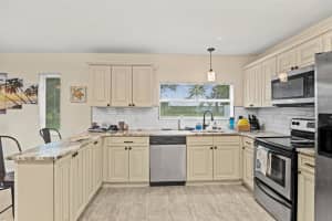 232 SW Kimball Circle, Port Saint Lucie, FL 34953 - MLS#R11123099