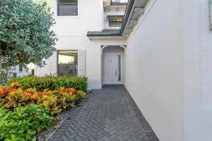 3029 Safflower Circle, West Palm Beach, FL 33401 Sold 12/23/25