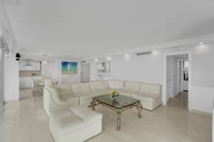 2800 Sunrise Boulevard, Fort Lauderdale, FL 33304 - MLS#R11123114