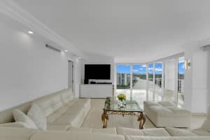 2800 Sunrise Boulevard, Fort Lauderdale, FL 33304 - MLS#R11123114