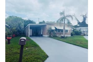 18 Cozumel Lane, Port Saint Lucie, FL 34952 Sold 10/31/25