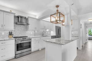 4444 Ne Ocean Boulevard E2, Jensen Beach