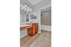 1428 W Wickham Circle A, Delray Beach, FL 33445 - MLS#R11123131