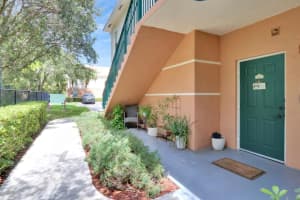 2111 Myrtlewood Circle E, Palm Beach Gardens, FL 33418 - MLS#R11123158
