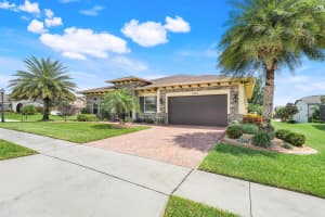 4205 Bugle Street, Clermont, FL 34711 - MLS#R11123160