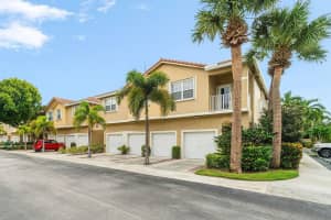 112 Lighthouse Circle D, Tequesta, FL 33469 Sold 11/21/25