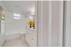 404 NW Nw 68th Ave Avenue 218, Plantation, FL 33317 - MLS#R11123197