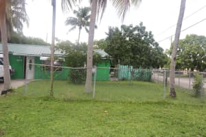 4271 Pine St Street, West Palm Beach, FL 33406 Sold 10/17/25