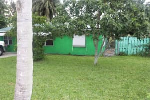 4271 Pine St Street, West Palm Beach, FL 33406 Sold 10/17/25