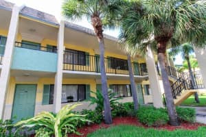 1536 W Meadows Circle W 1036 Building 15, Boynton Beach