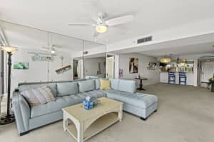 2401 Marina Isle Way 205, Jupiter, FL 33477 - MLS#R11123210