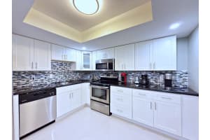 3546 S Ocean Boulevard 515, South Palm Beach, FL 33480 - MLS#R11123214