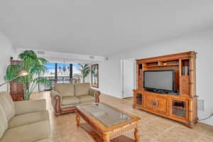 3000 Ocean Drive, Singer Island, FL 33404 - MLS#R11123237