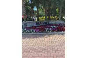 2010 S Federal Highway I 405, Boynton Beach, FL 33435 - MLS#R11123239