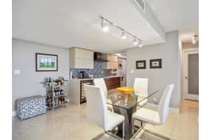 2000 Presidential Way 602, West Palm Beach, FL 33401 - MLS#R11123240