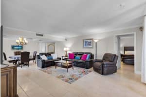 5380 N Ocean Drive 5 B, Singer Island, FL 33404 - MLS#R11123242