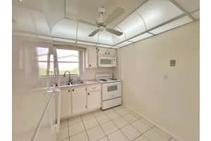 2556 Dudley Drive, West Palm Beach, FL 33415 - MLS#R11123244