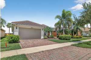 9624 SW Royal Poinciana Drive, Port Saint Lucie, FL 34987 - MLS#R11123255