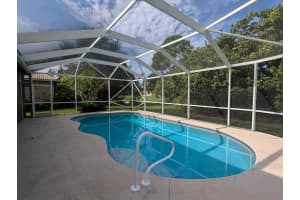 601 NW Waverly Circle, Port Saint Lucie, FL 34983 - MLS#R11123263
