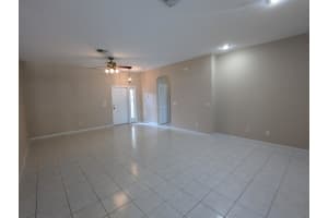 601 NW Waverly Circle, Port Saint Lucie, FL 34983 - MLS#R11123263