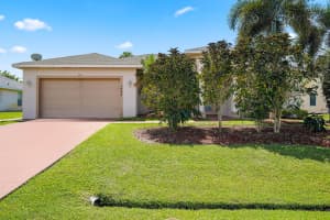 1092 SW Majorca Avenue, Port Saint Lucie, FL 34953 - MLS#R11123284