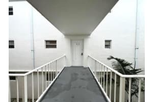 4215 N University Drive 214, Sunrise, Fl 33351, Sunrise