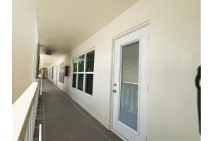 208 Wellington E E, West Palm Beach, FL 33417 - MLS#R11123333