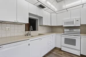 2006 Granada Drive O3, Coconut Creek, FL 33066 Sold 12/08/25