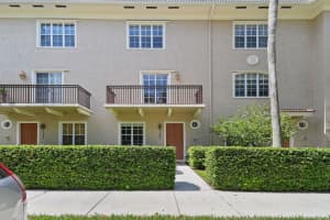109 Osceola Lane, Jupiter