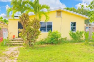 1507 19th Avenue N, Lake Worth Beach, FL 33460 - MLS#R11123406