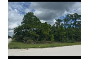 10030 81 Th Street, Vero Beach, FL 32967 Sold 10/02/25