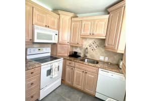 392 Brighton J, Boca Raton, FL 33434 - MLS#R11123443