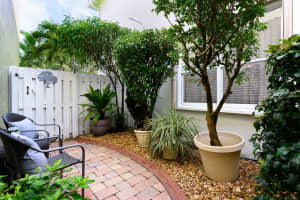 4156 Meade Way, West Palm Beach, FL 33409 - MLS#R11123468