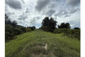 21583 NW 274th Street, Okeechobee, FL 34972 Sold 10/15/25