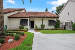 1419 Riverside Circle, Wellington