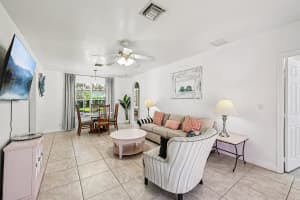 423 Kern Street, West Palm Beach, FL 33405 - MLS#R11123500