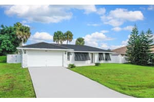2662 SW Cadet Circle, Port Saint Lucie, FL 34953 - MLS#R11123506