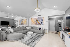 2330 Dover, Weston, FL 33326 - MLS#R11123518