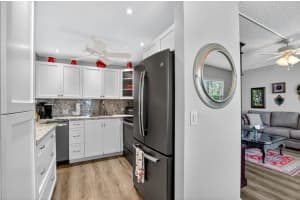 27 Fanshaw A, Boca Raton, FL 33434 - MLS#R11123523